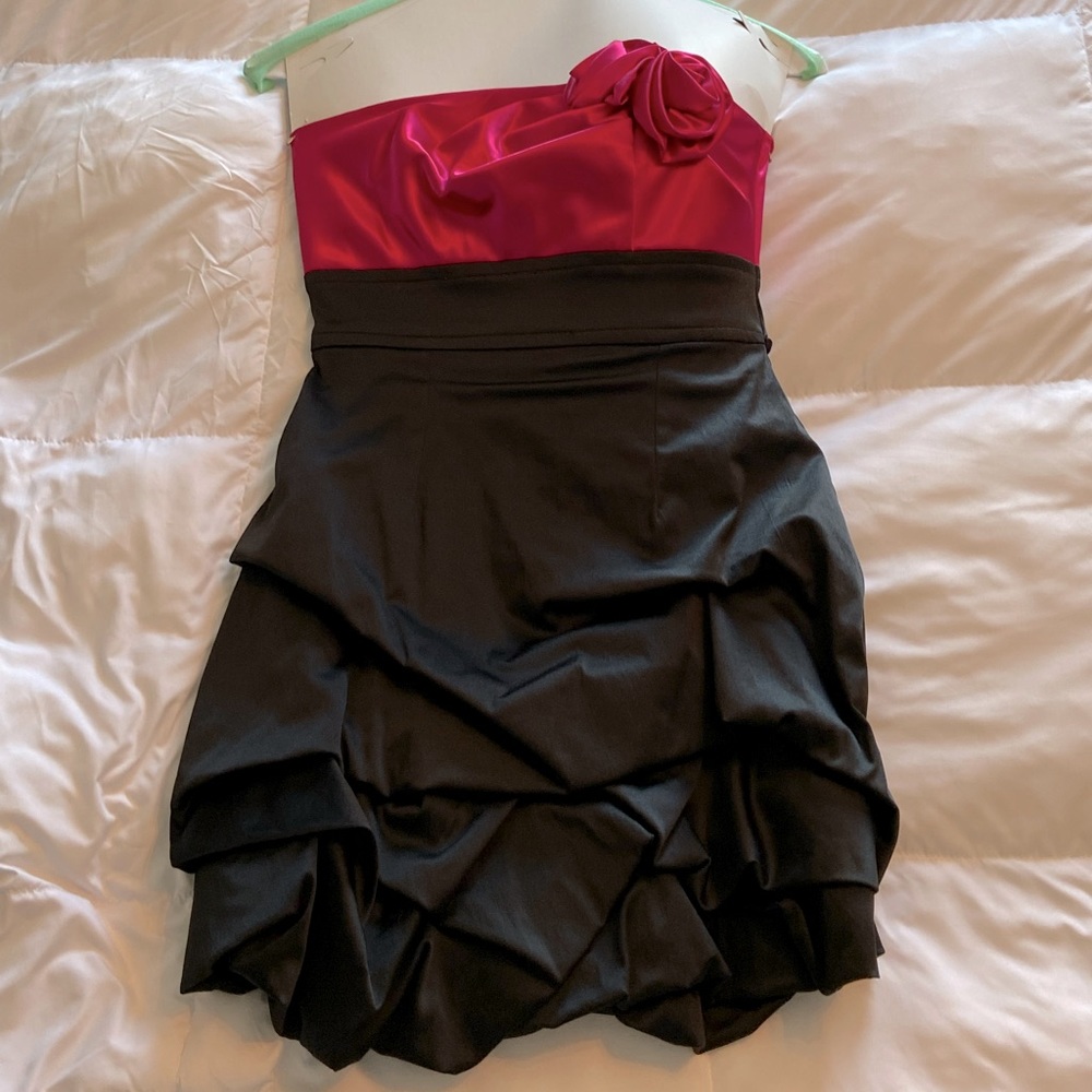 Teeze Me Junior’s Pink and Black Strapless Prom Dress Size 9